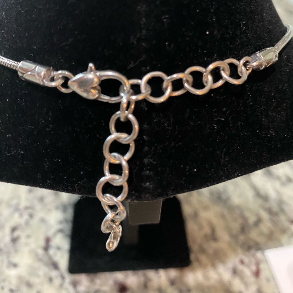 Brighton Necklace - Picture 5 of 12